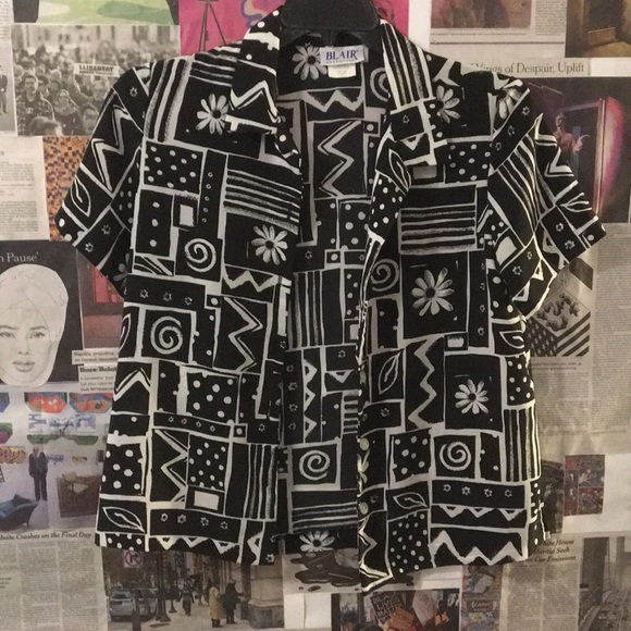 Women’s button down shirt - Picture 3 of 4